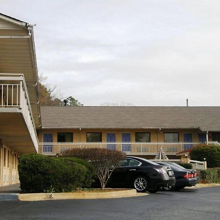 Rodeway Inn Джоунсбъроу Екстериор снимка